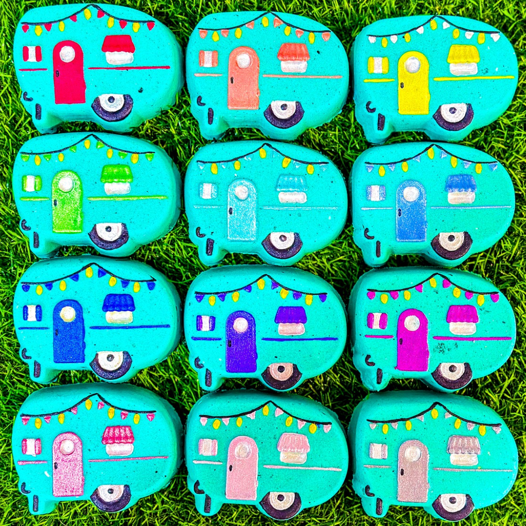 Happy Camper • Retro Camper BathBombs